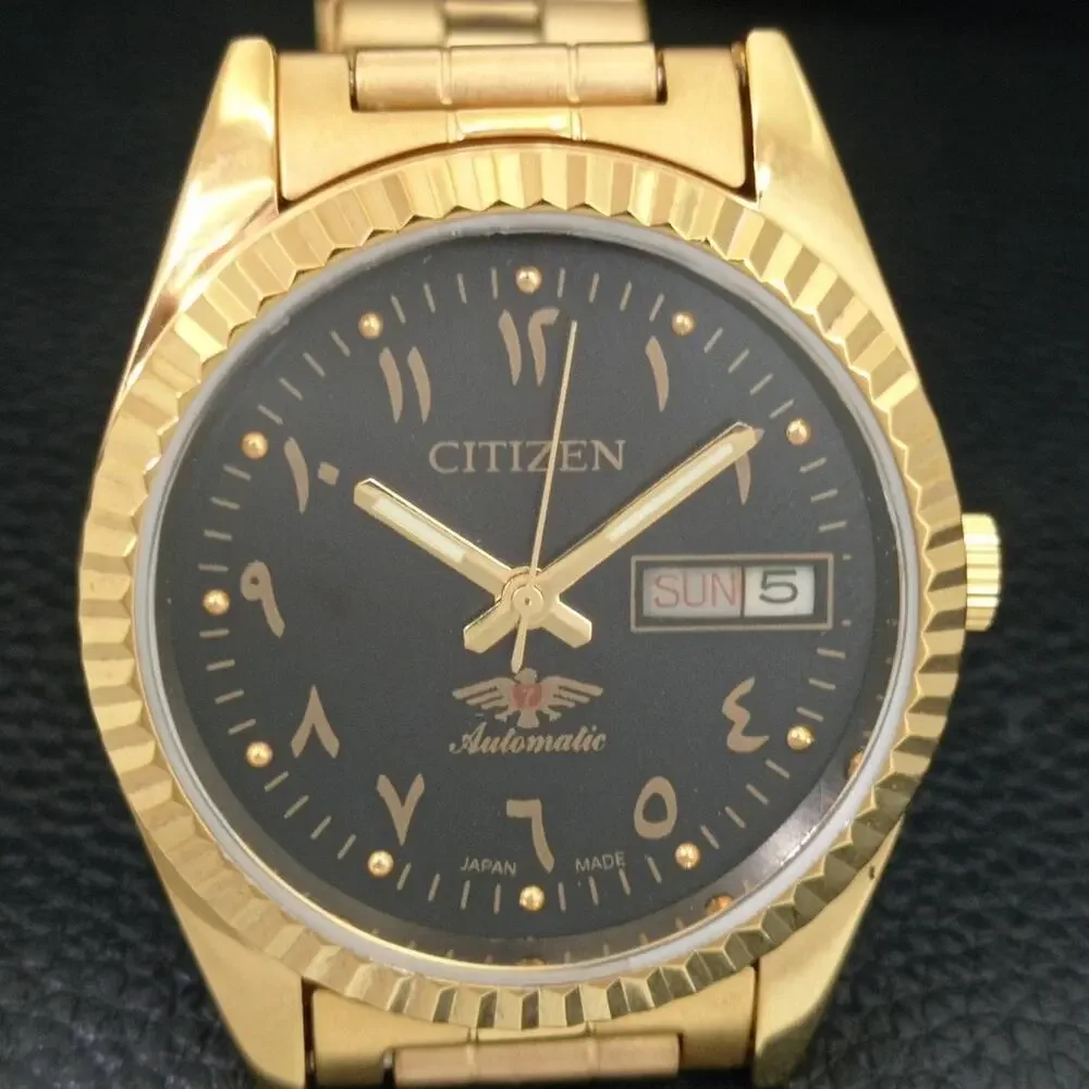 Vintage 1970 Citizen Automatic Mens Gold Watch W/daydate & Black accents